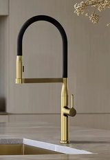 Aurivon Elegance Ausziehbare Küchenarmatur aus Messing